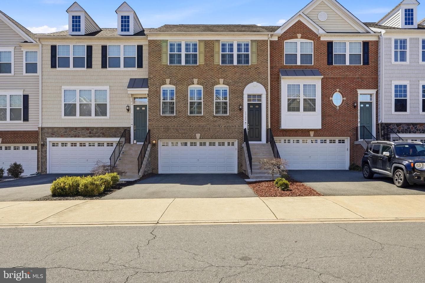 1723 Granville Court photo 2
