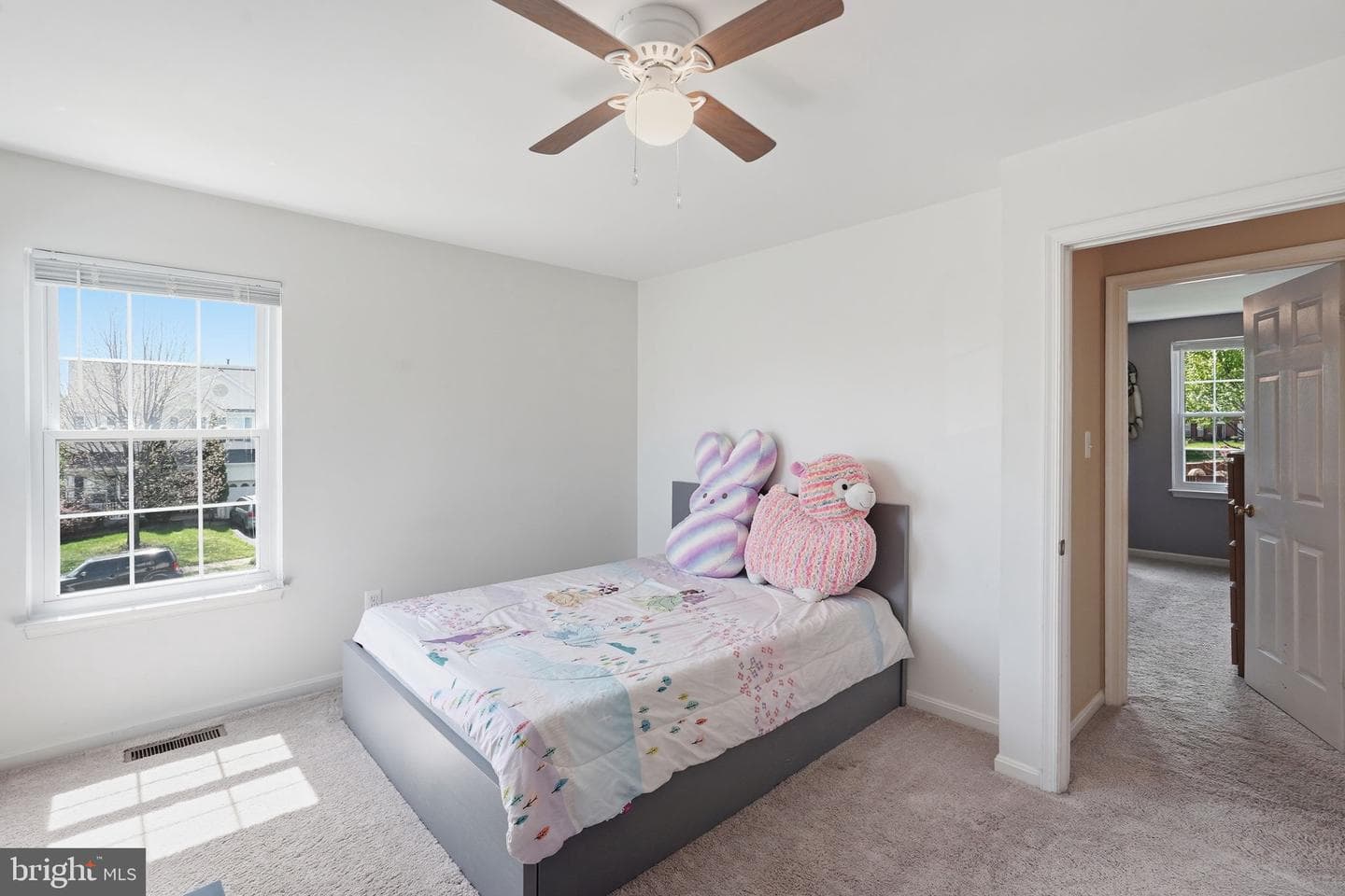 15501 Ambergate Drive photo 32
