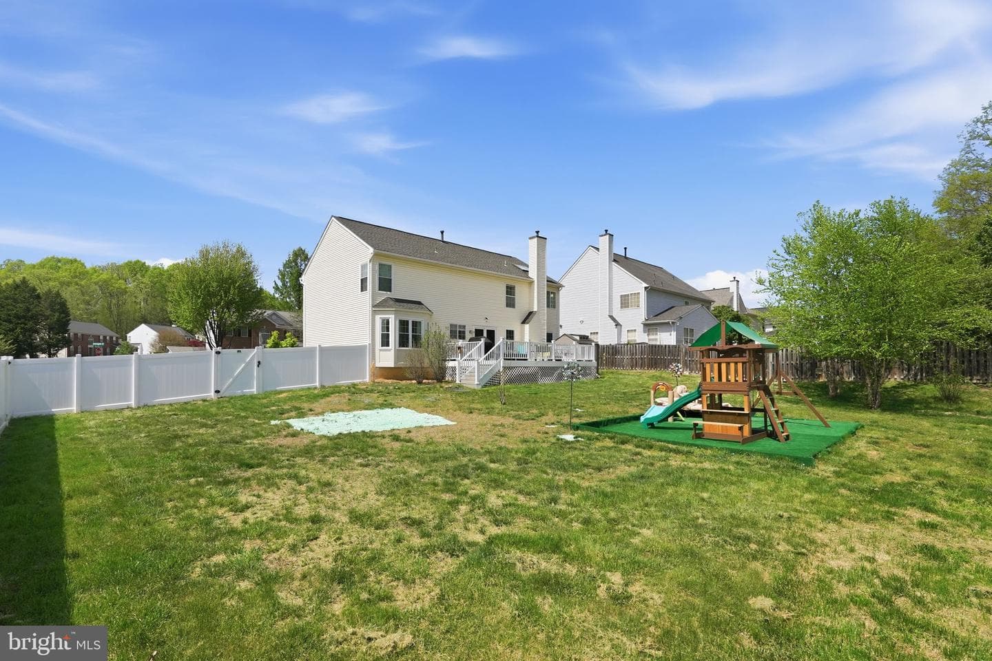 15501 Ambergate Drive photo 4