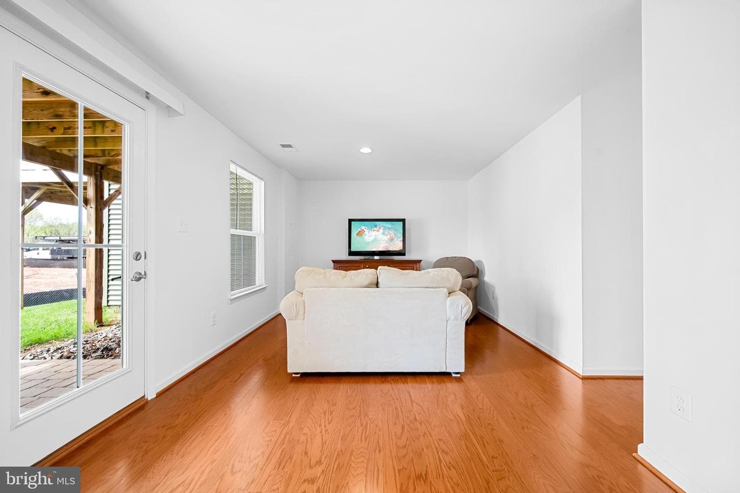 10757 Hinton Way photo 6