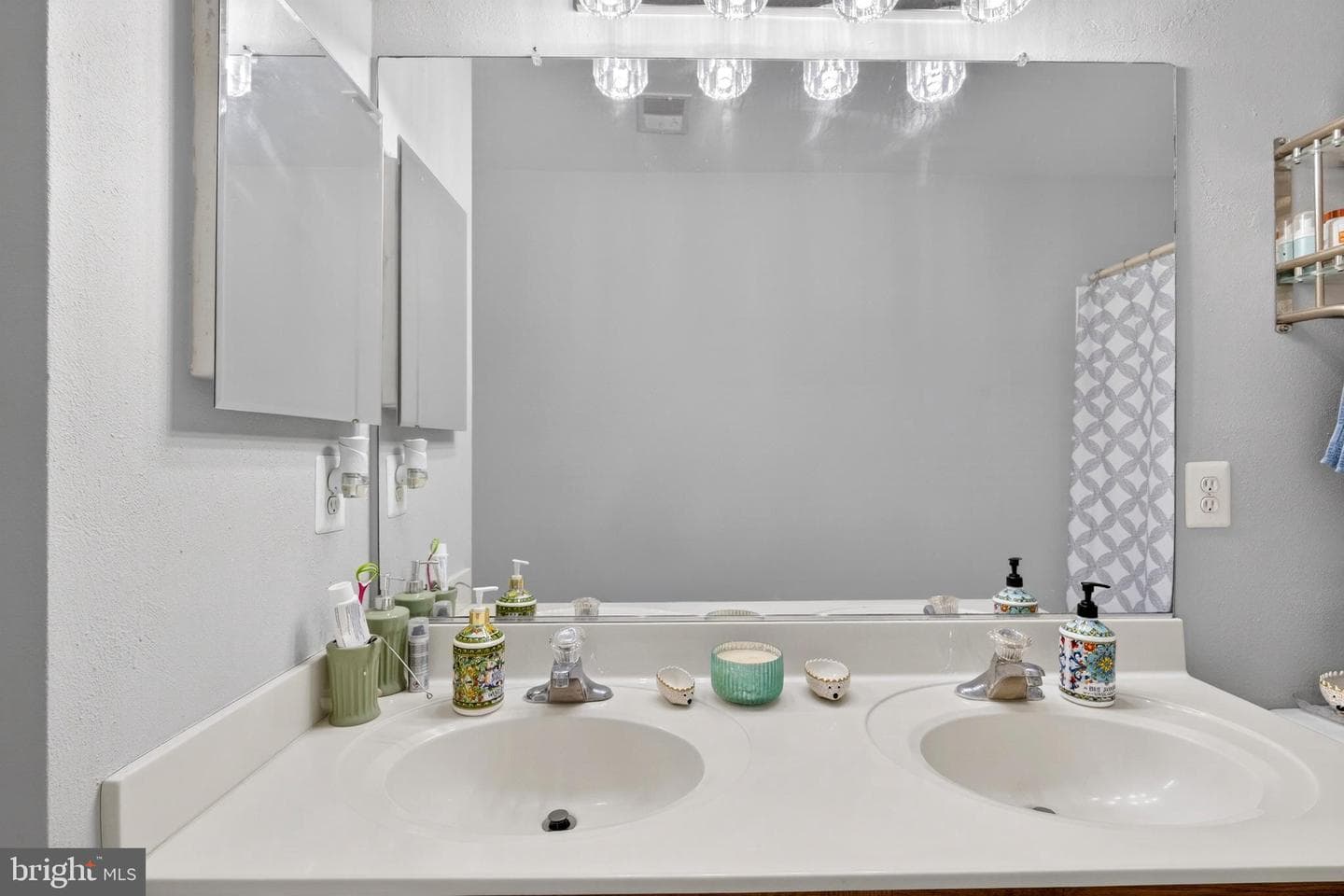 4255 Pemberley Court photo 66