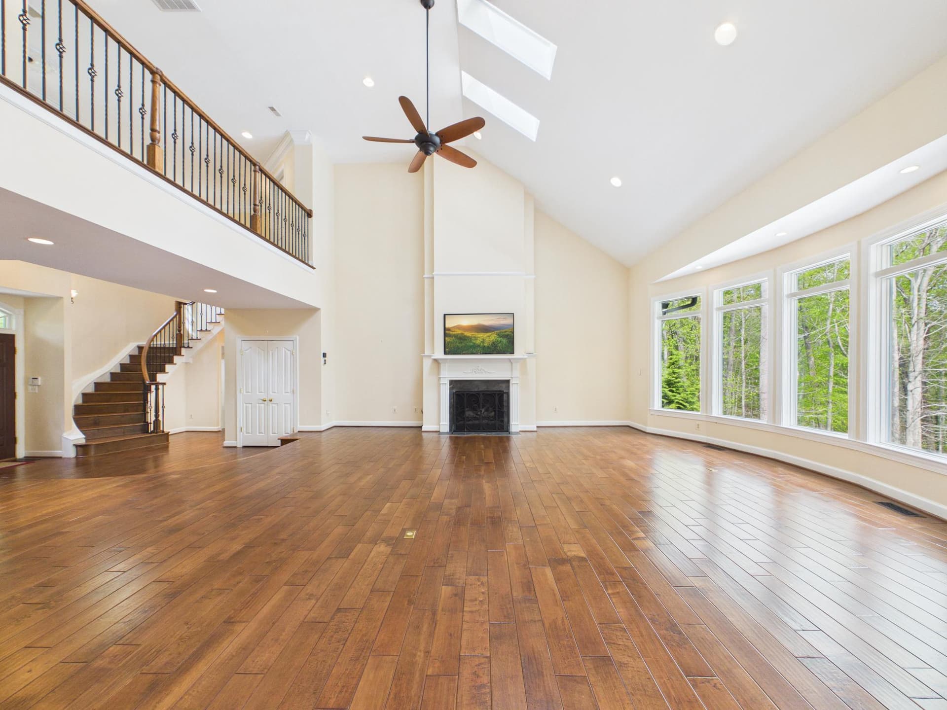 7972 Pinnacle Ridge Drive photo 8