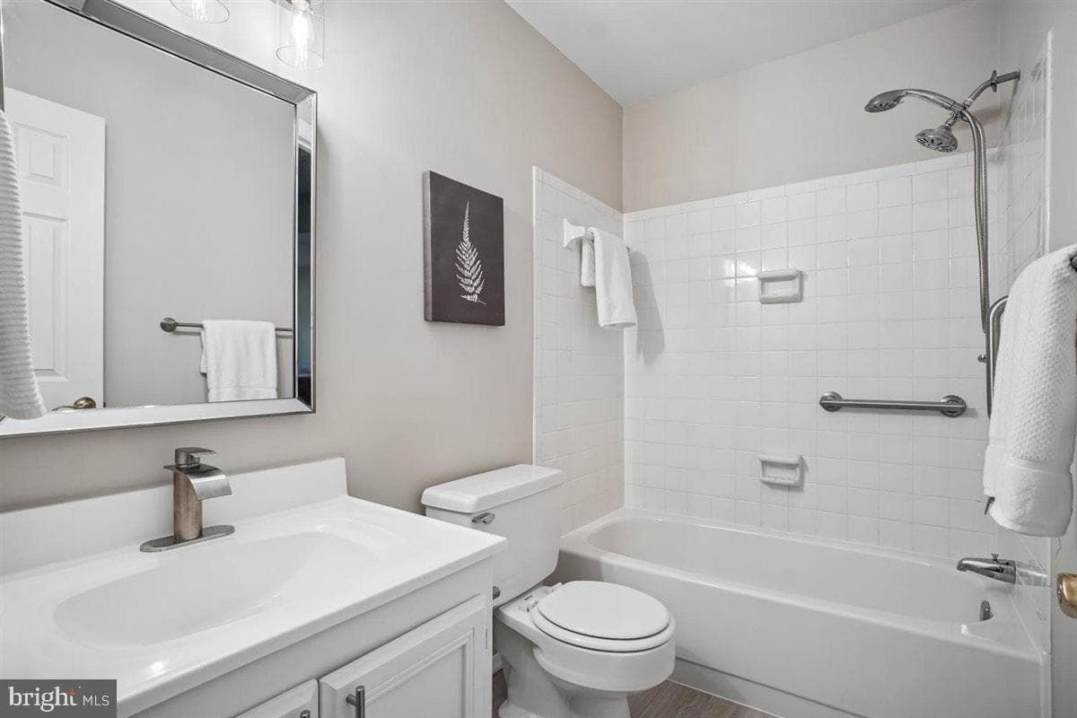 12011 Governors Court photo 20