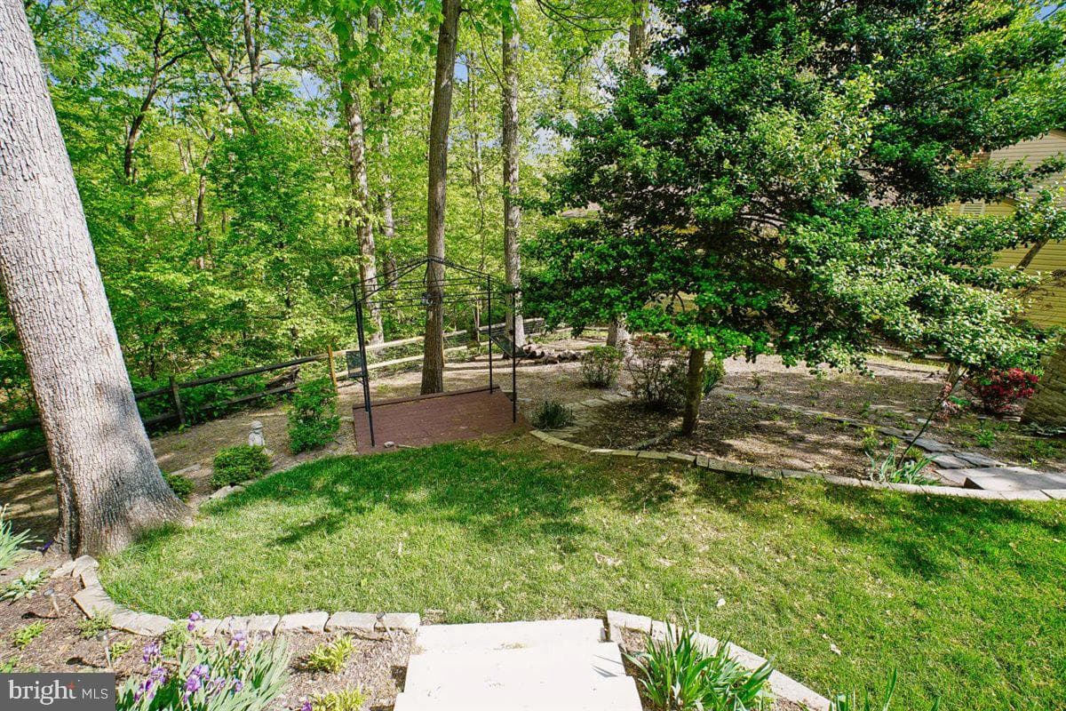 12011 Governors Court photo 31