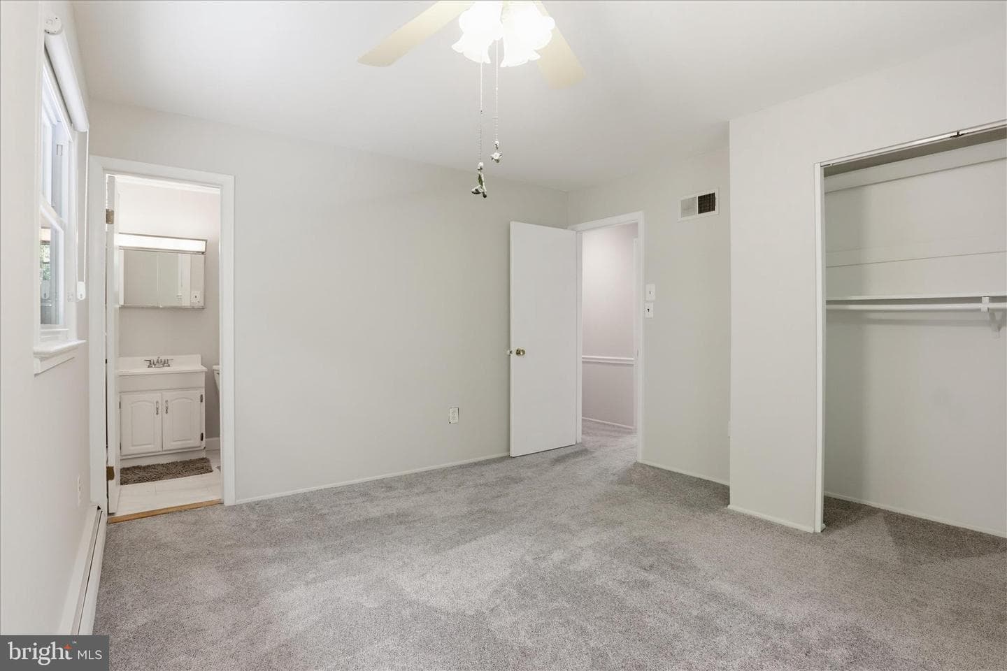 4219 Evergreen Drive photo 18