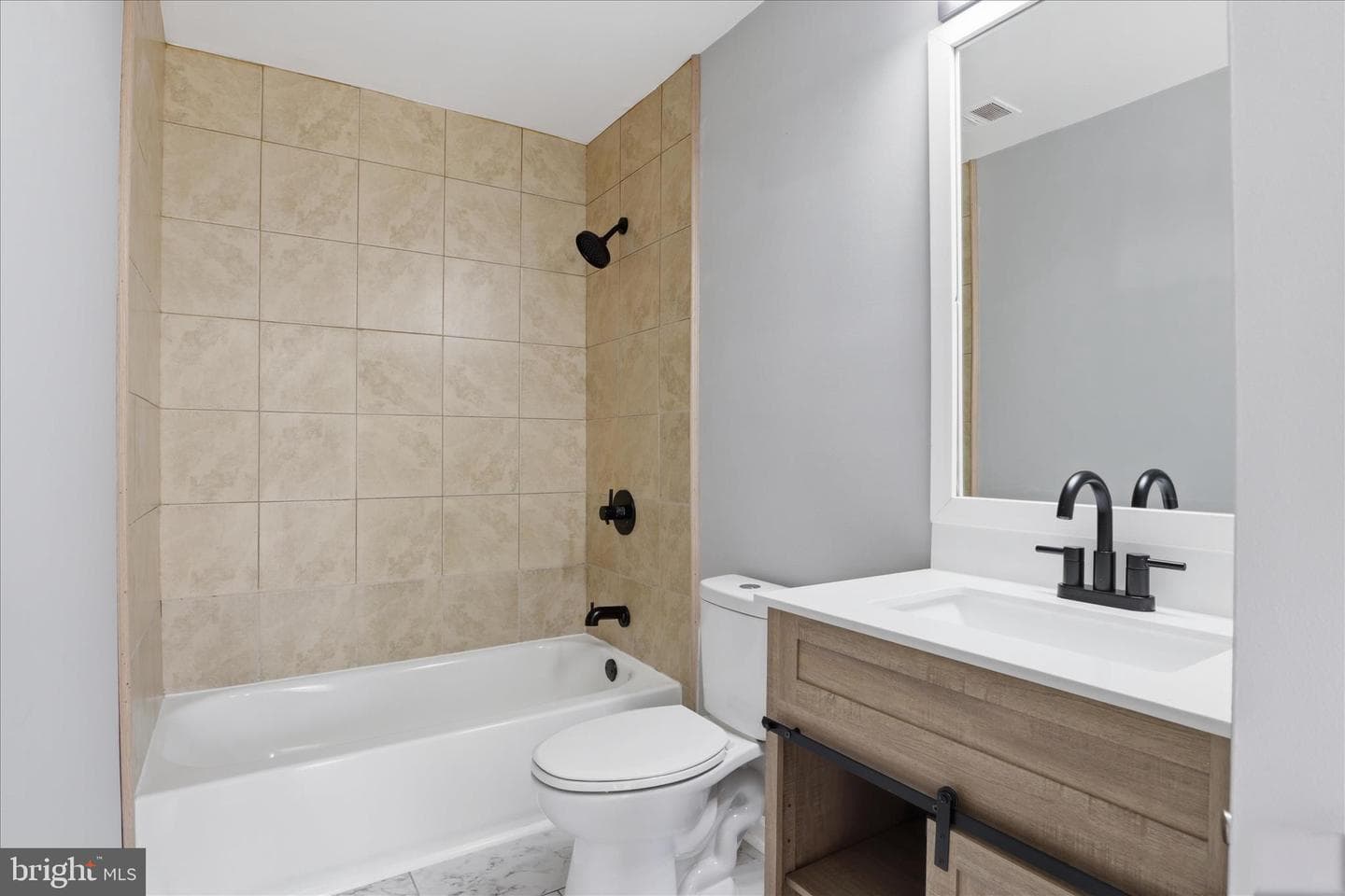 3072 Antrim Circle photo 12