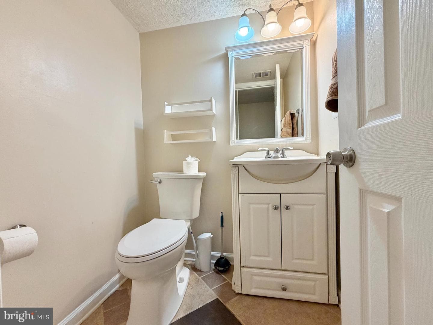 13154 Quann Lane photo 23