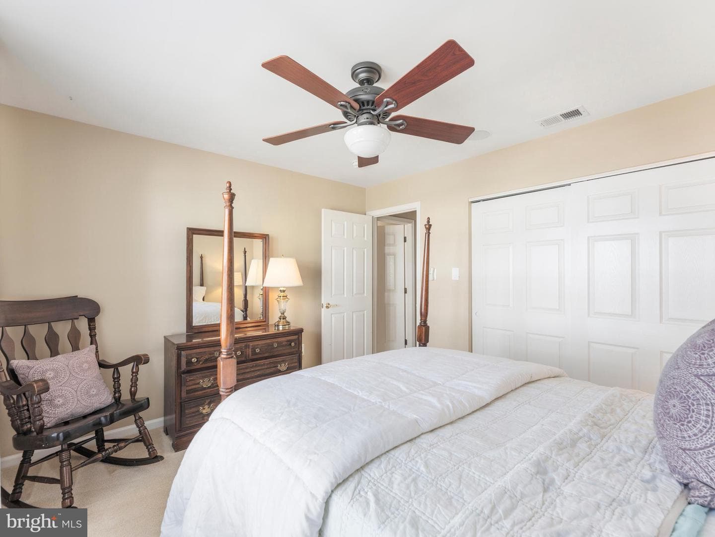 13814 Custis Square photo 27