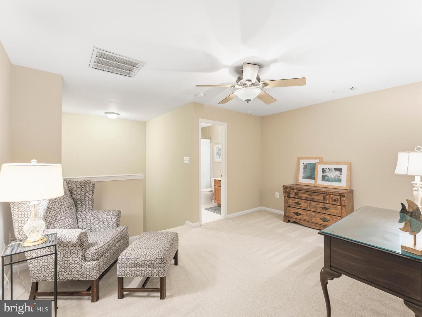 13814 Custis Square photo 34