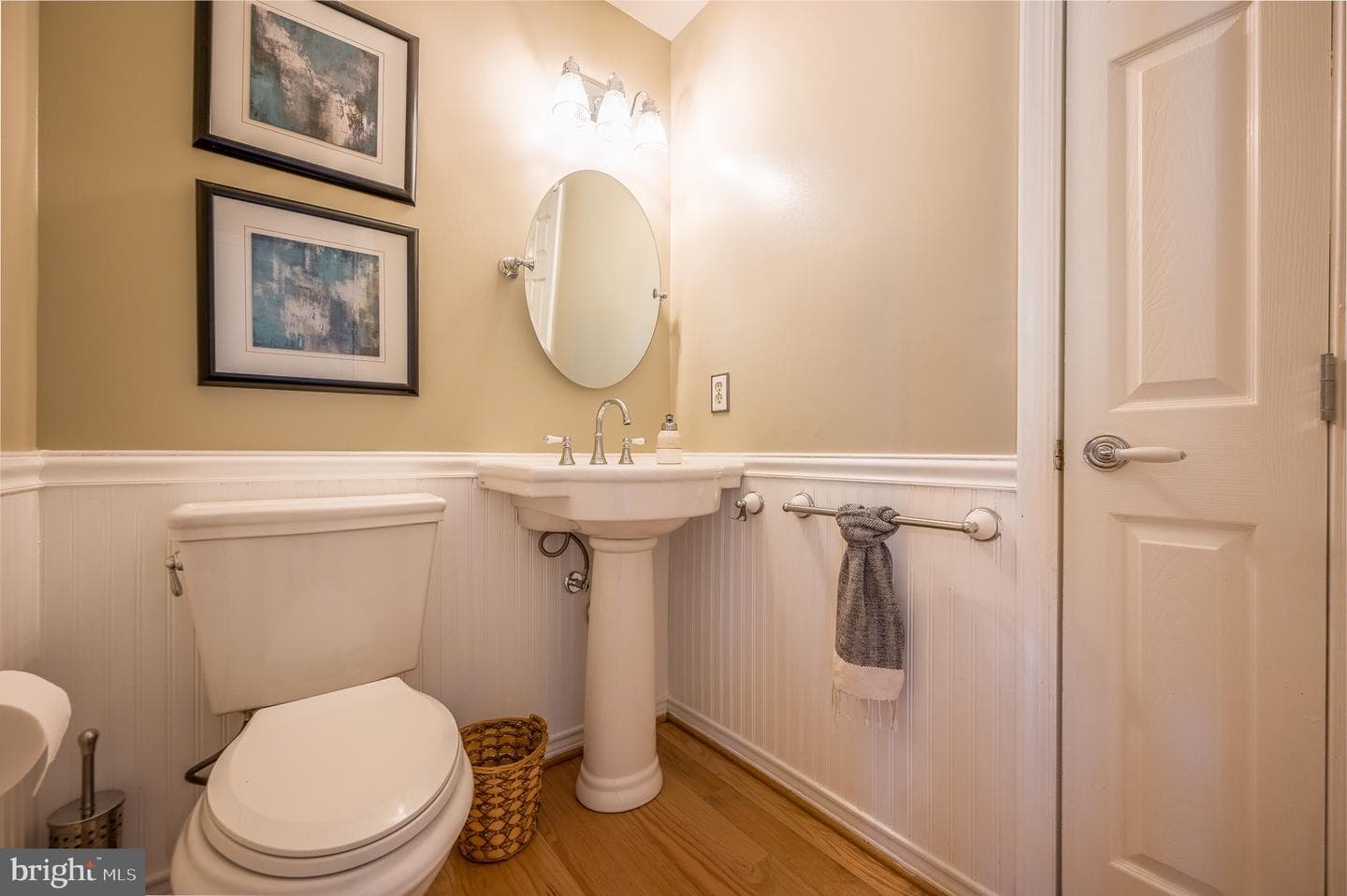 16087 Olmstead Lane photo 18
