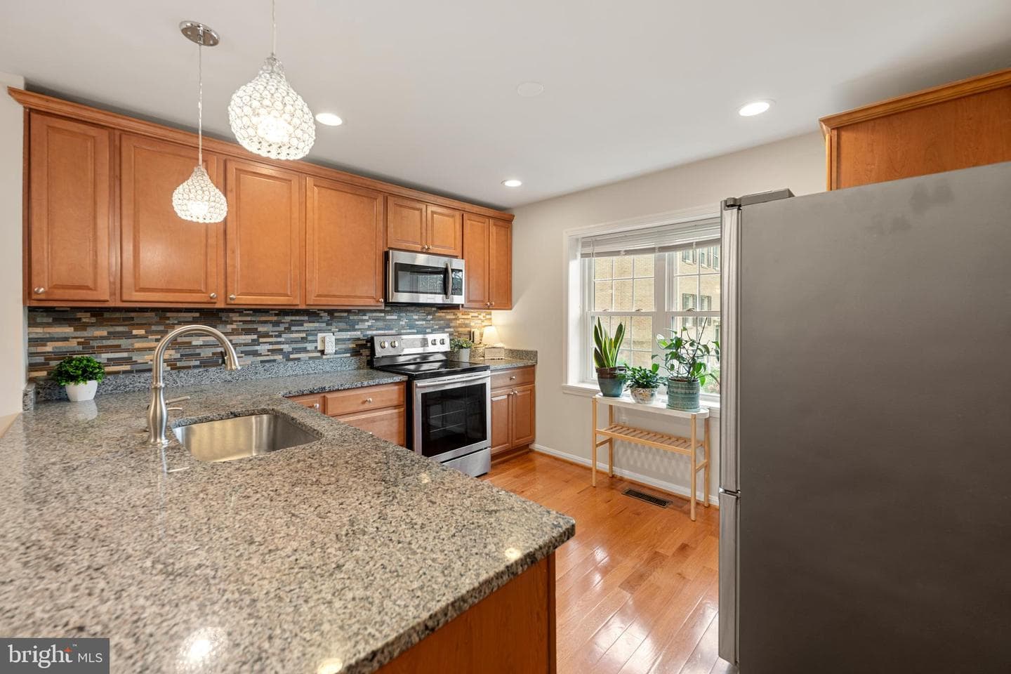 3089 Tecumseh Court photo 4