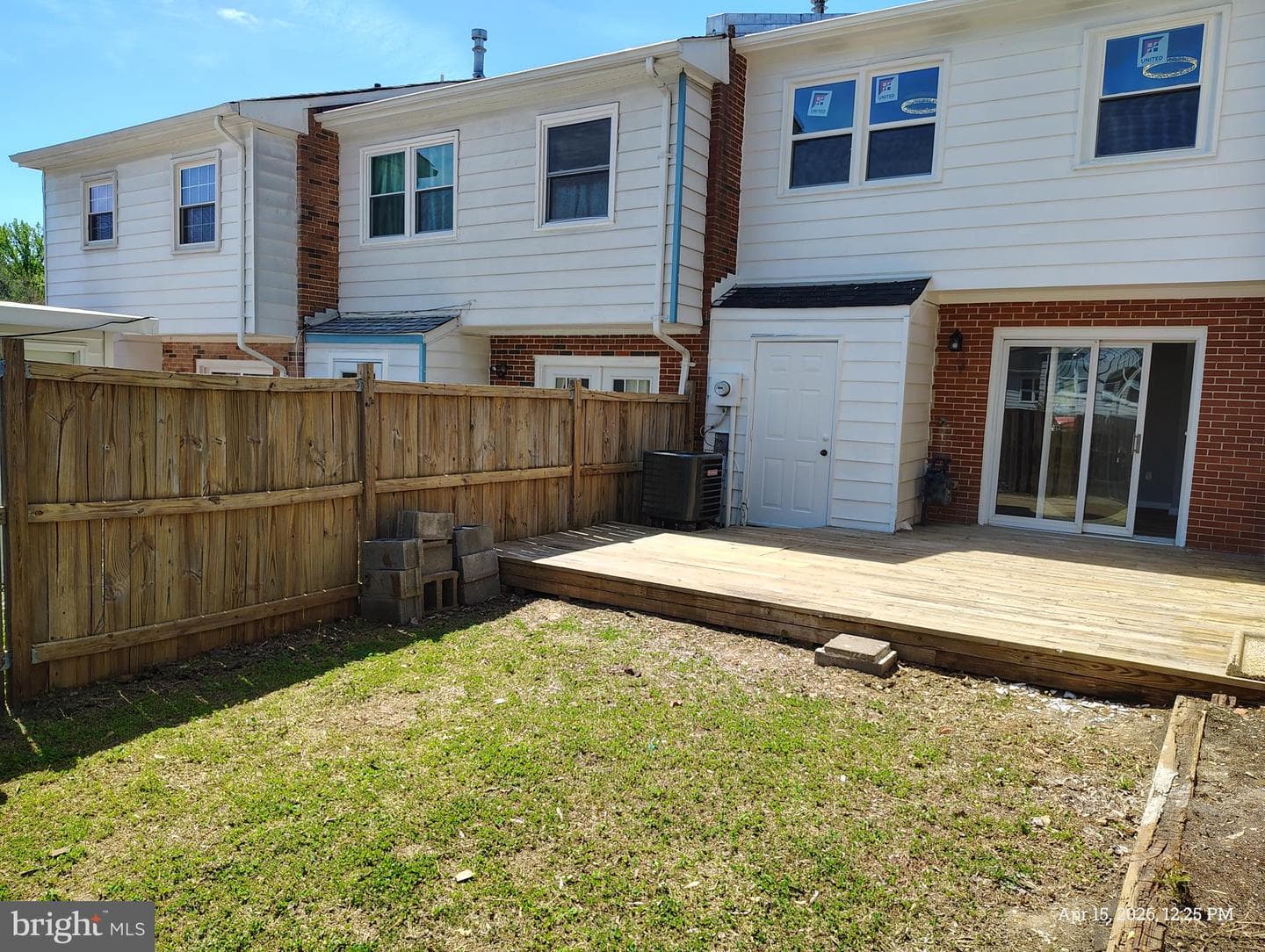 14627 Bakersfield Street photo 33