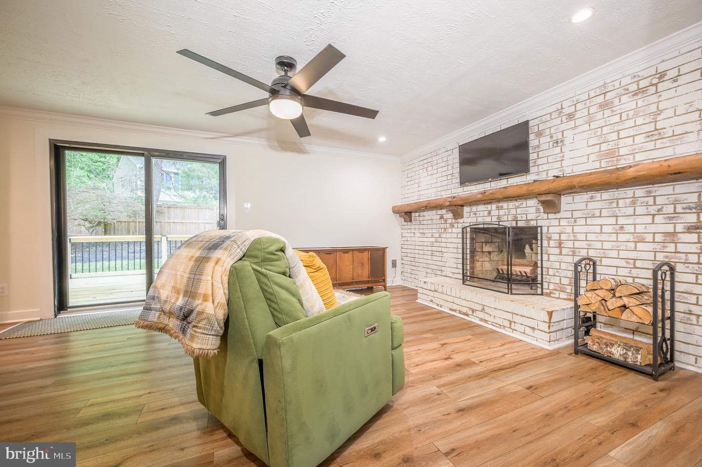 15009 Woodglen Court photo 10