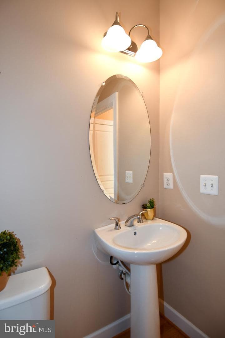 16733 Shackleford Way photo 24