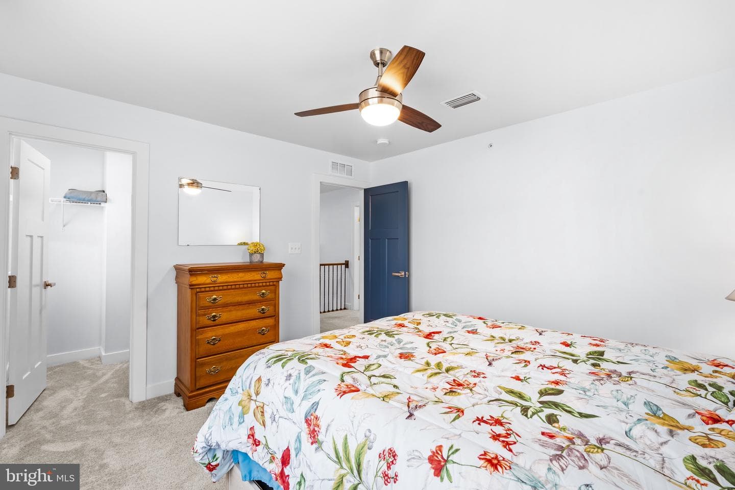 7483 Flag Point Court photo 33