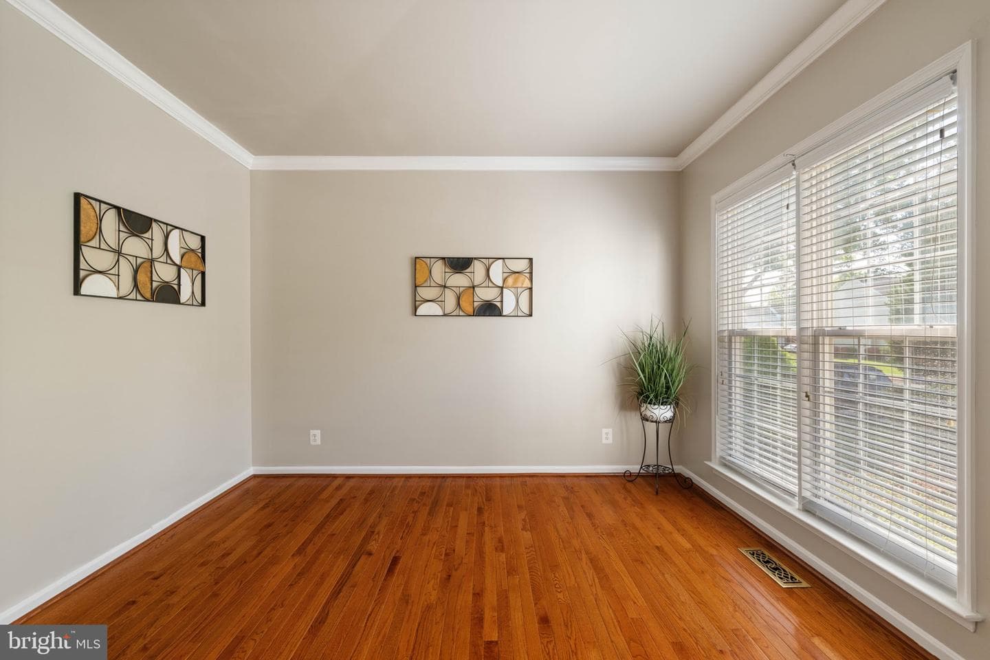 6093 Spindle Tree Court photo 15