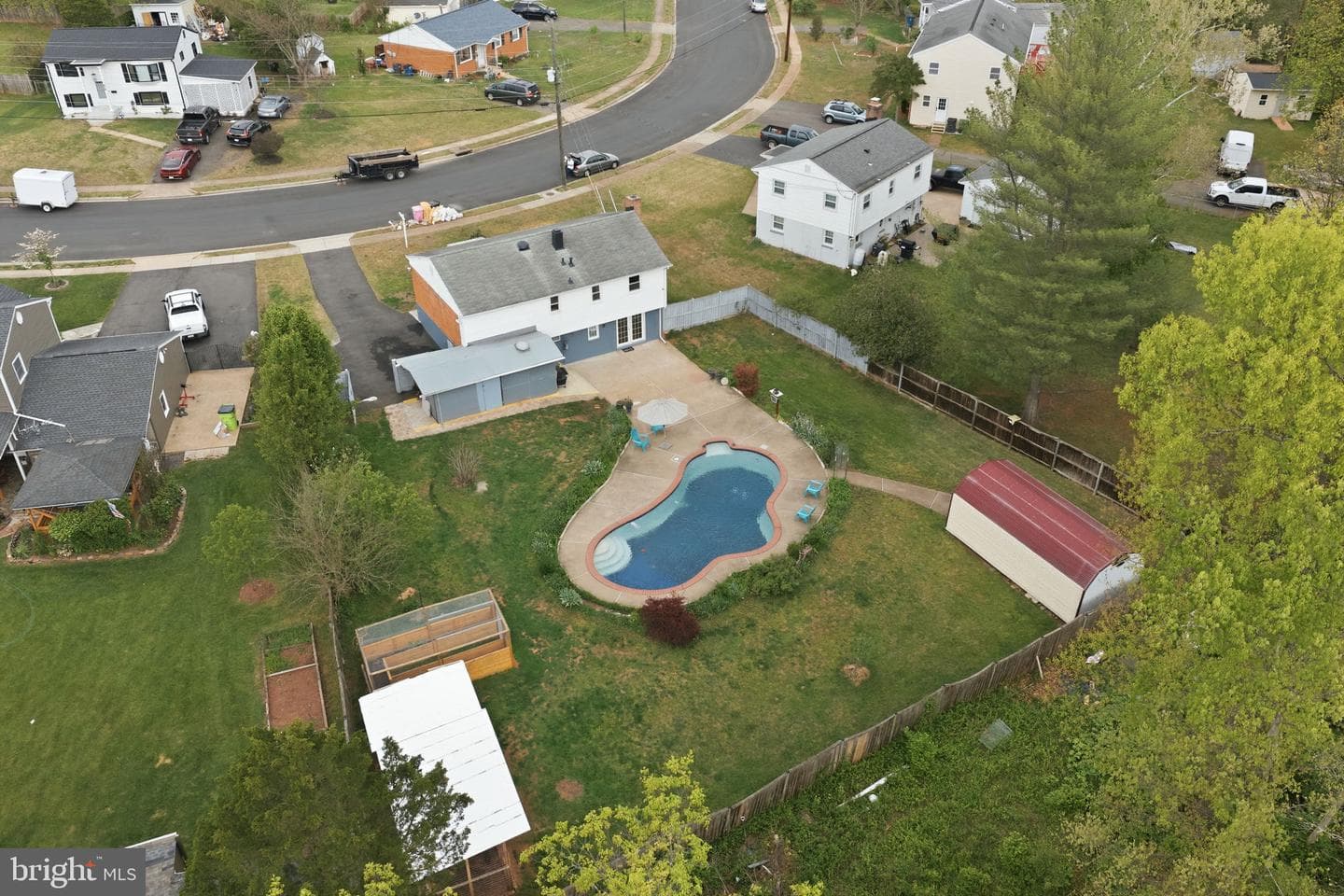 9609 Norfolk Street photo 36