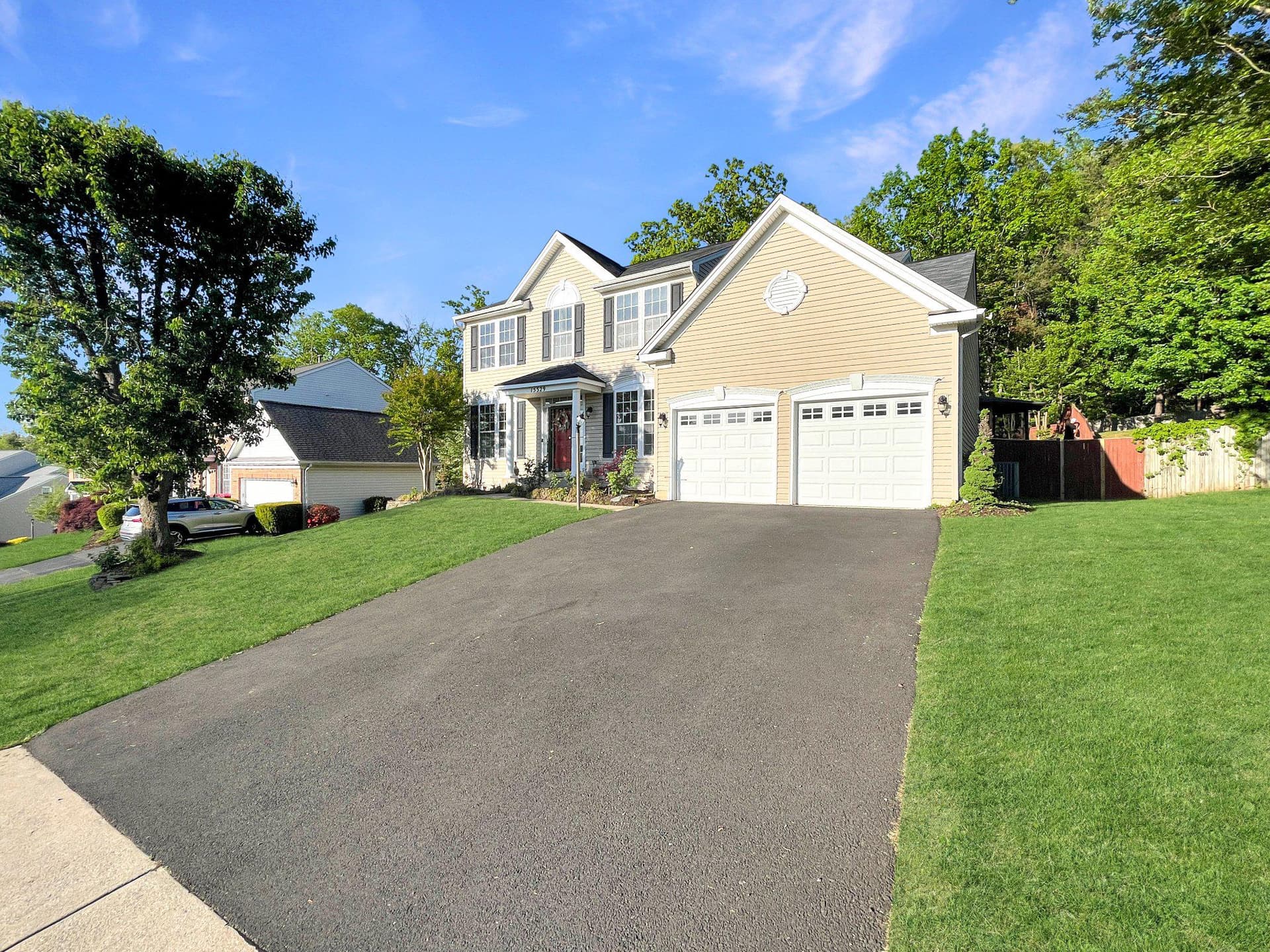 15329 Tina Lane photo 2