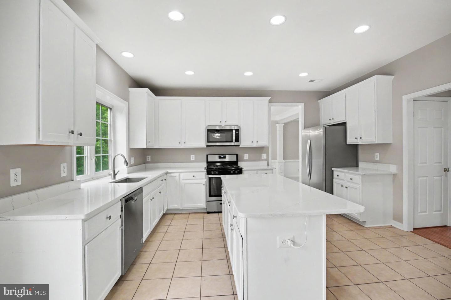 15082 Stepping Stone Drive photo 18