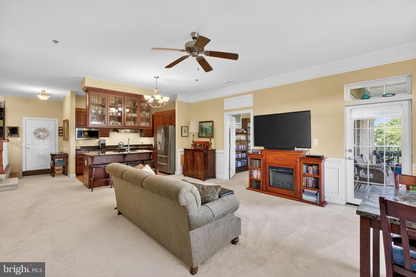 810 Belmont Bay Drive #302 photo 6