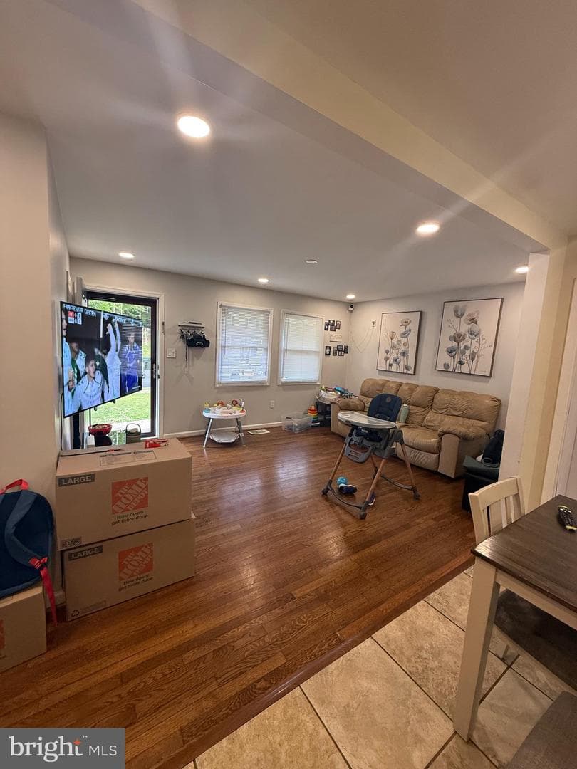 4125 Gardensen Drive photo 5