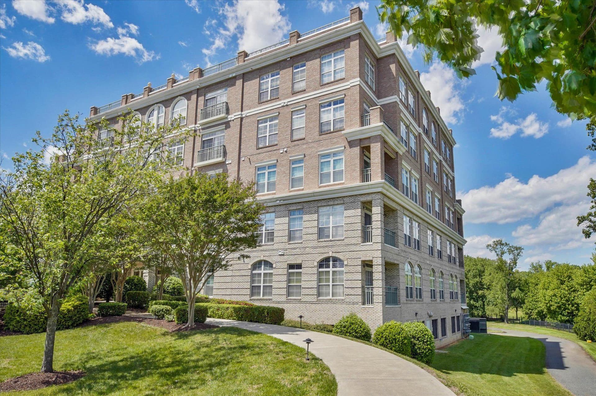 820 Belmont Bay Drive #303 photo 63