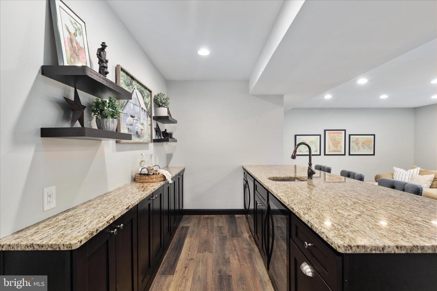 9713 Lennice Way photo 42