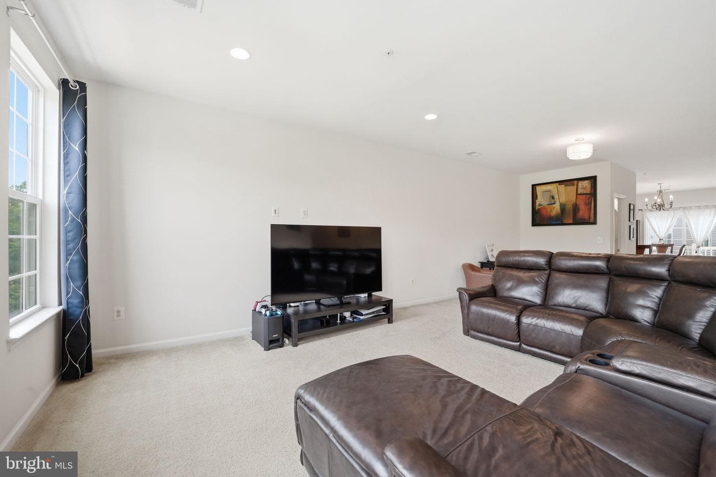 14760 Malloy Court photo 32