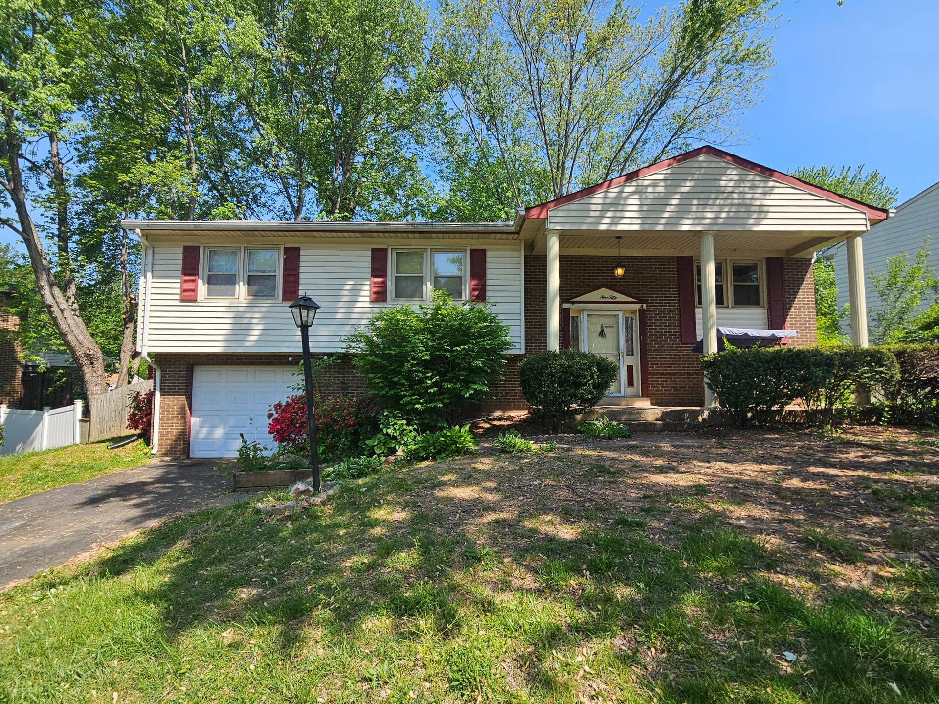 4950 Kirwyn Court photo 3