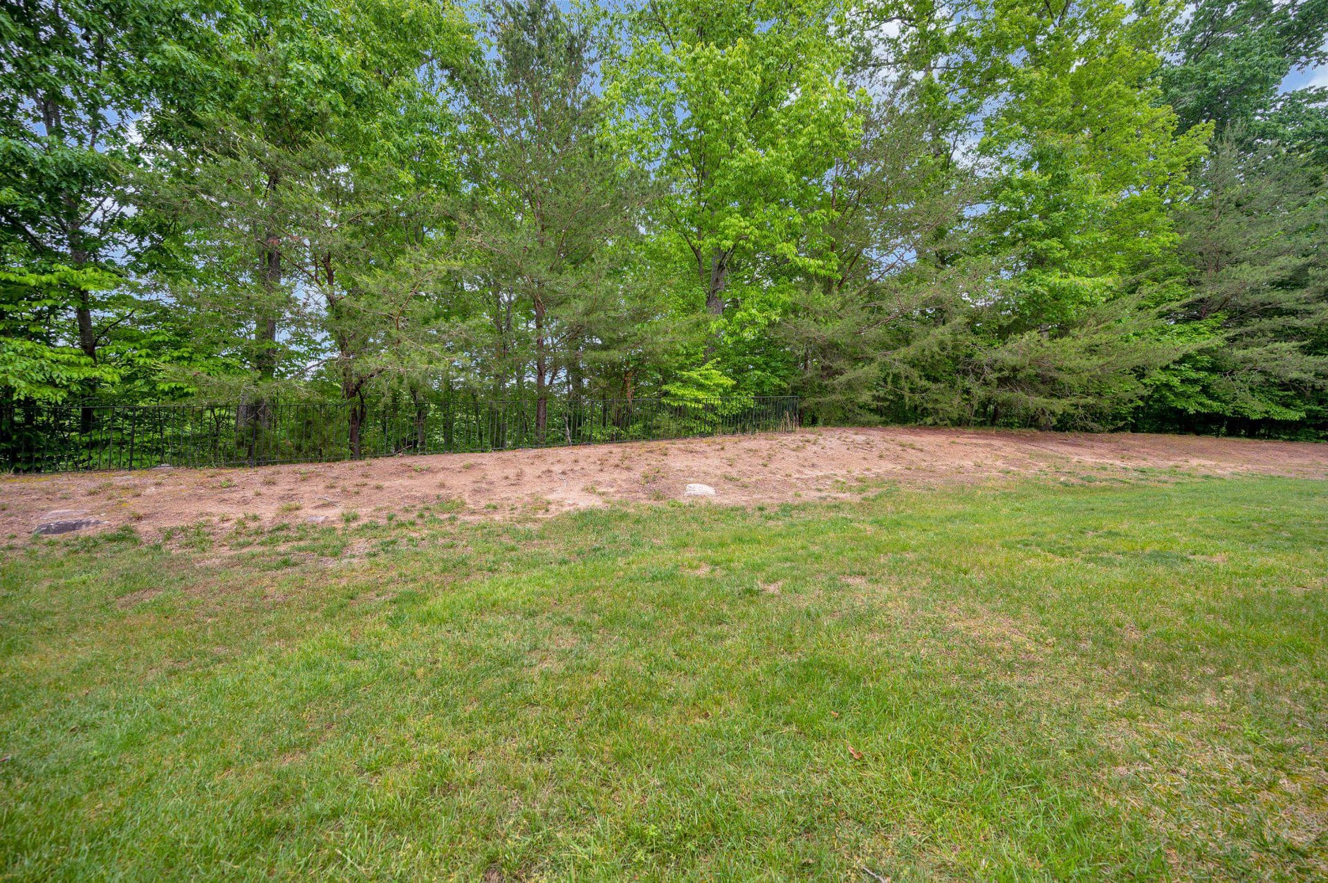 11539 Bertram Street photo 55