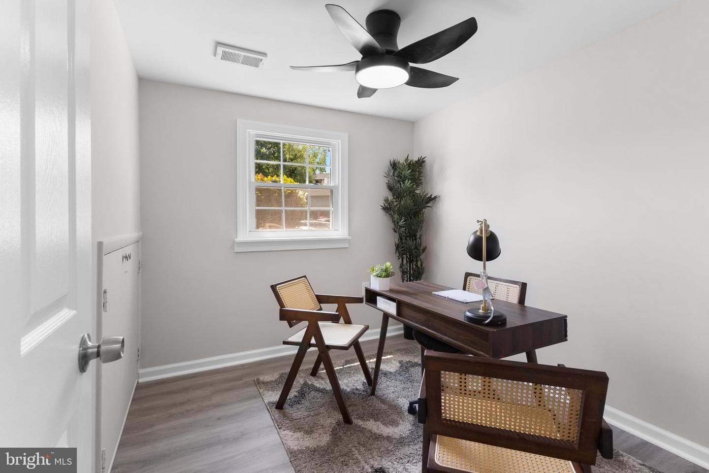 1607 Ashford Place photo 17