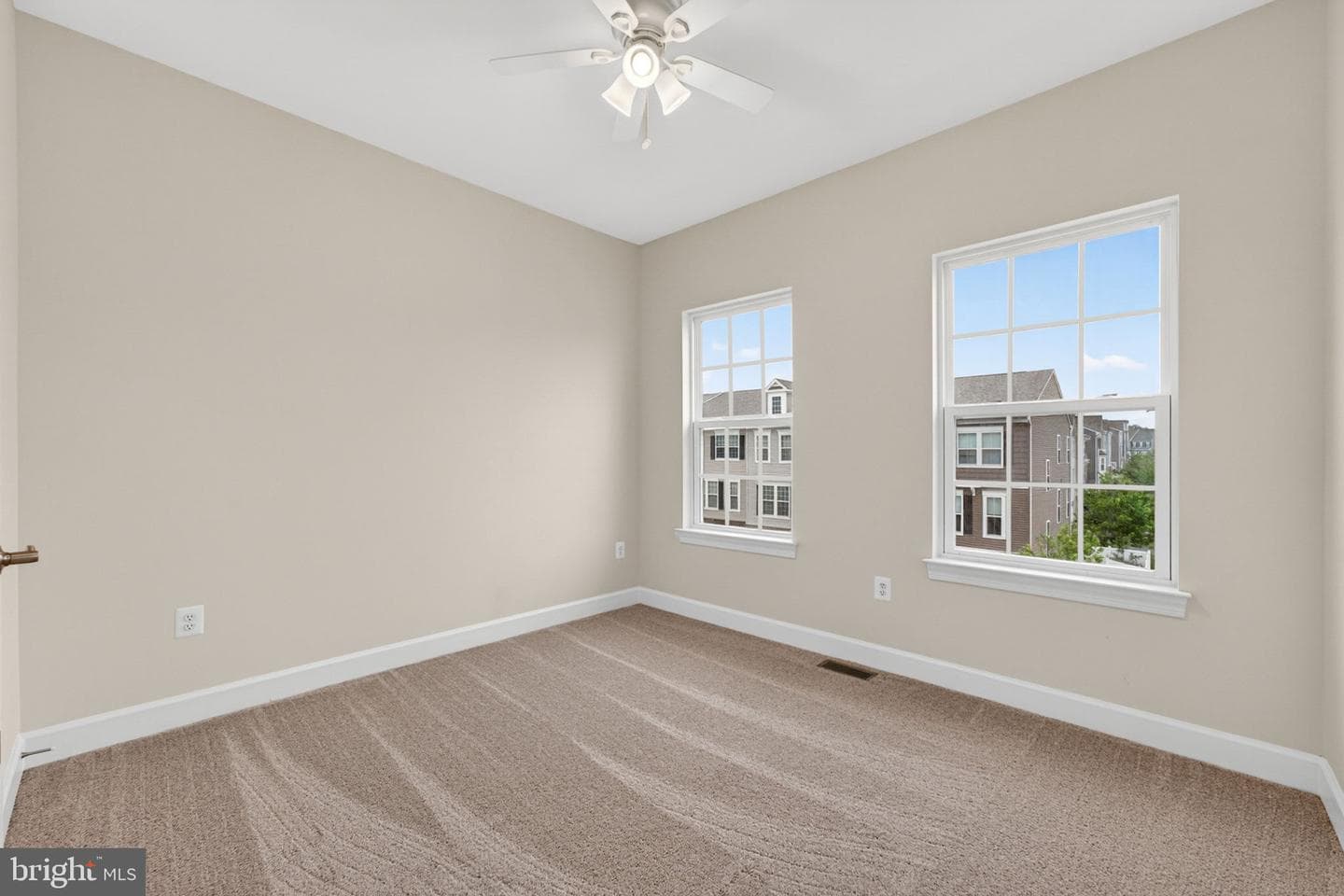 10614 Hinton Way photo 34