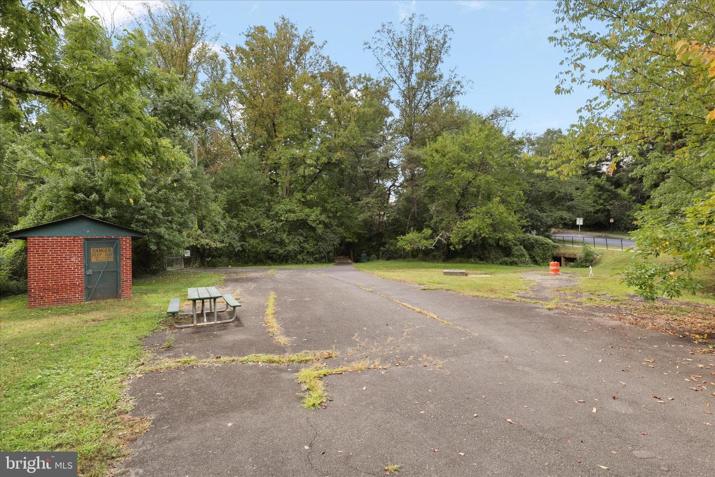 4400 Torrence Place photo 35