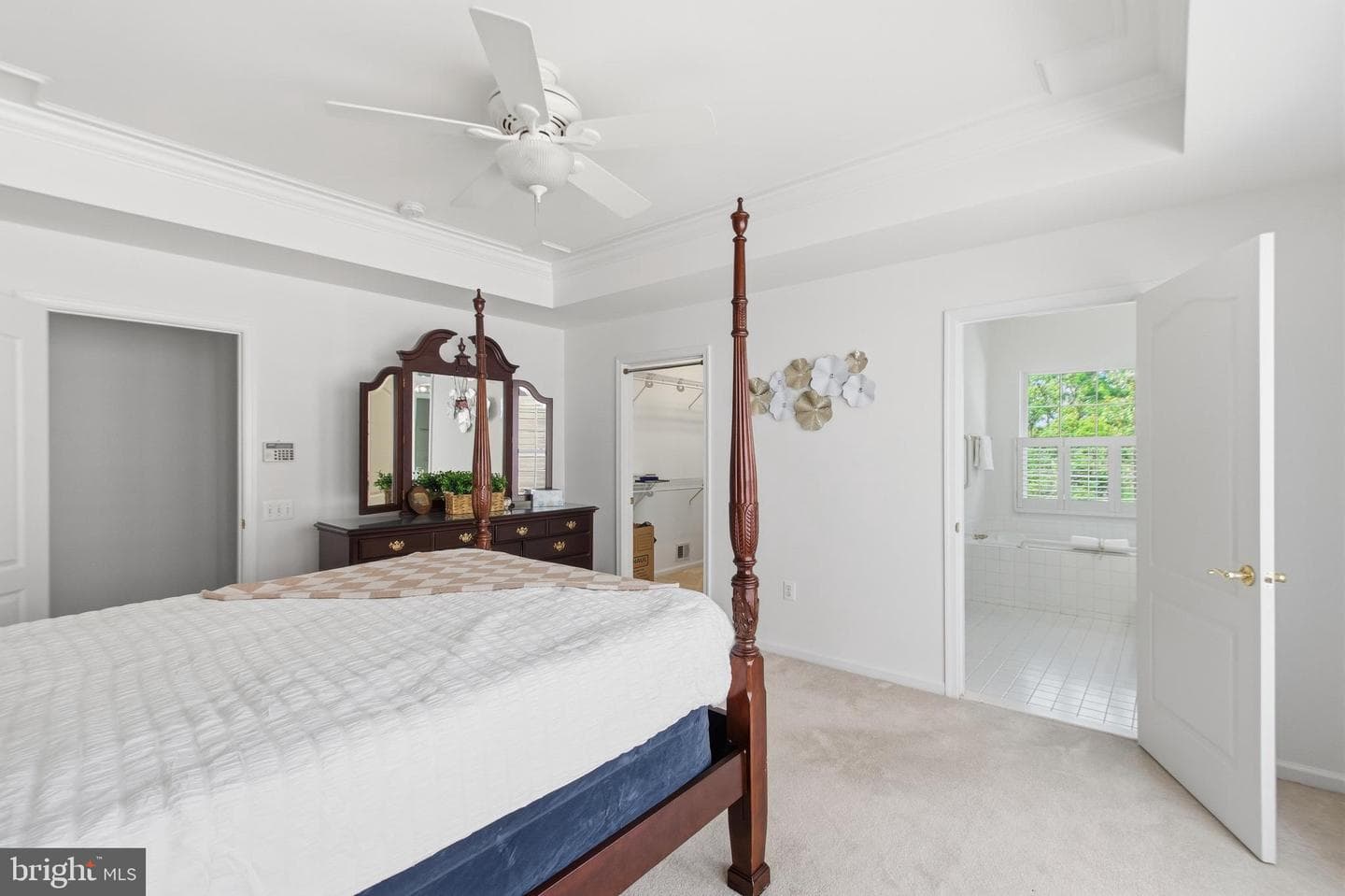 1842 Faversham Way photo 27