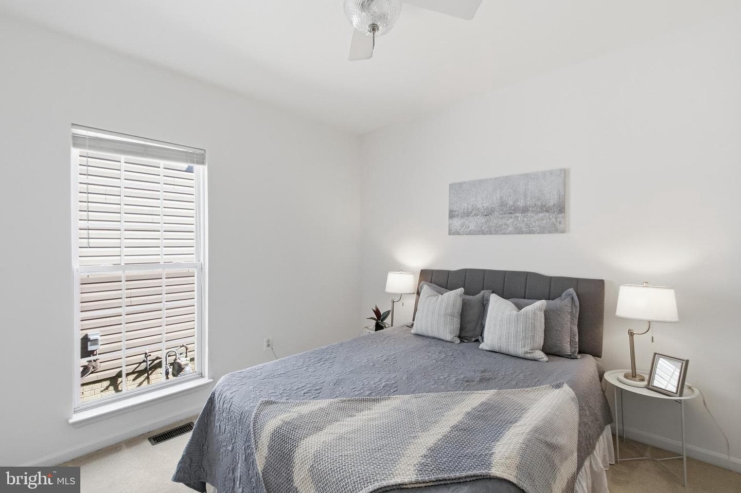 1842 Faversham Way photo 31