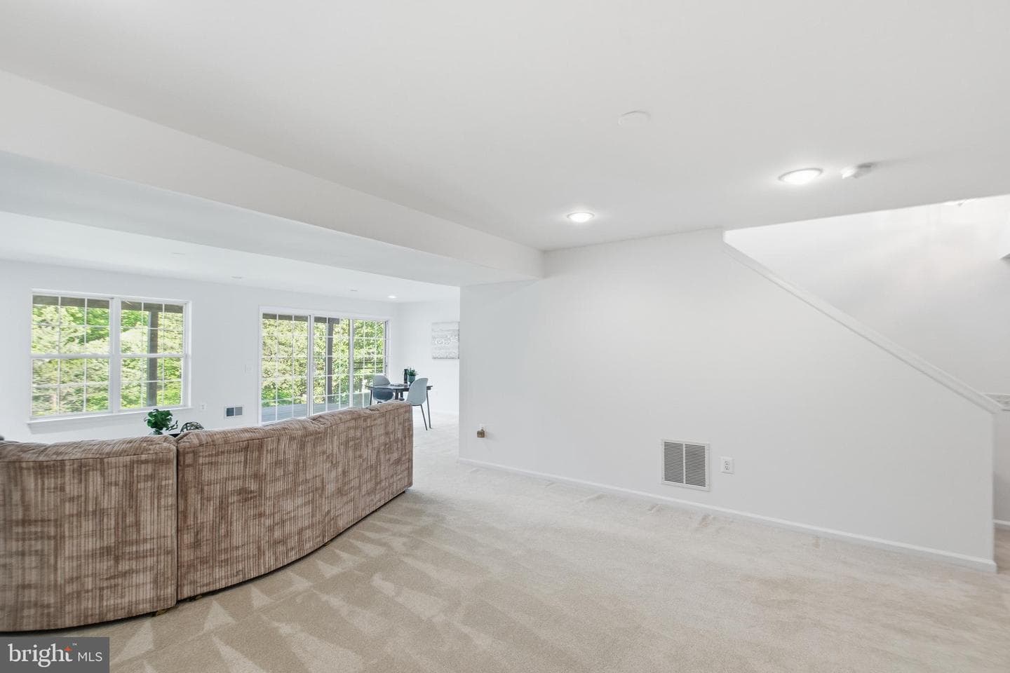 1842 Faversham Way photo 36