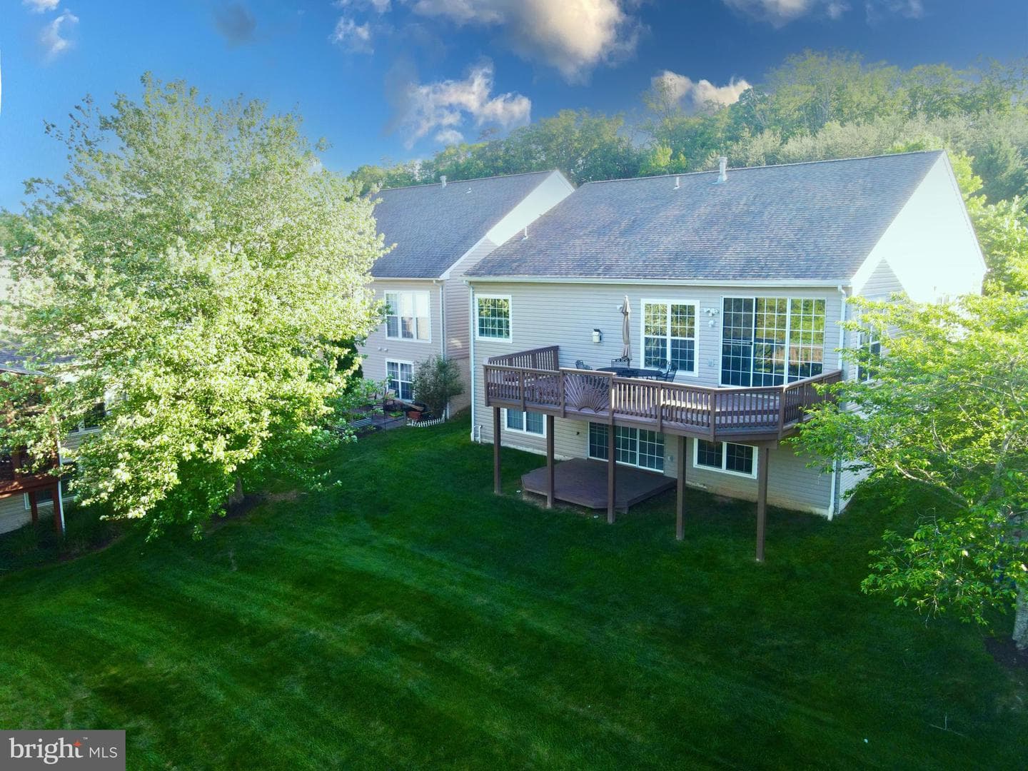1842 Faversham Way photo 55