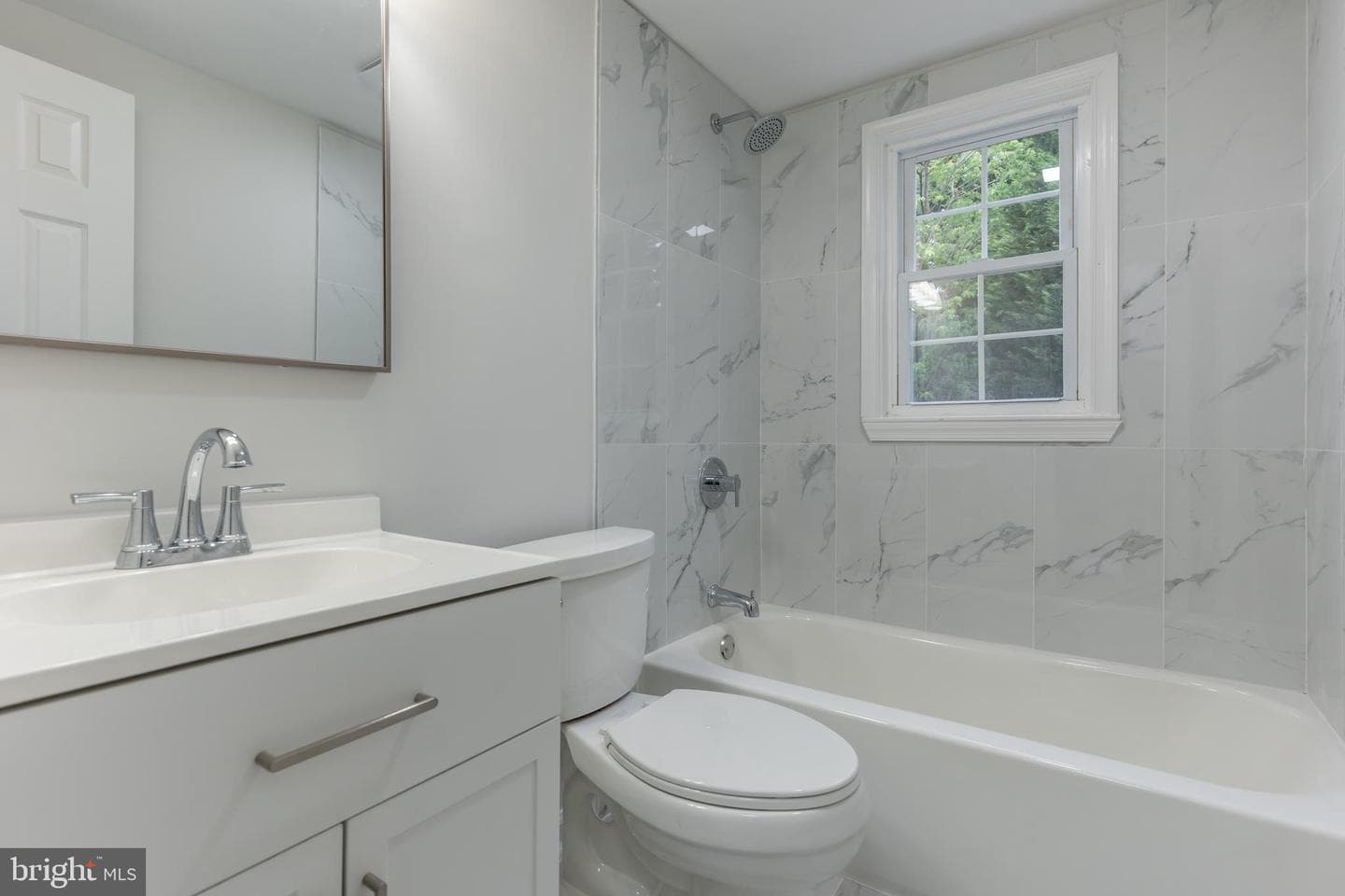 9400 Chatham Street photo 13