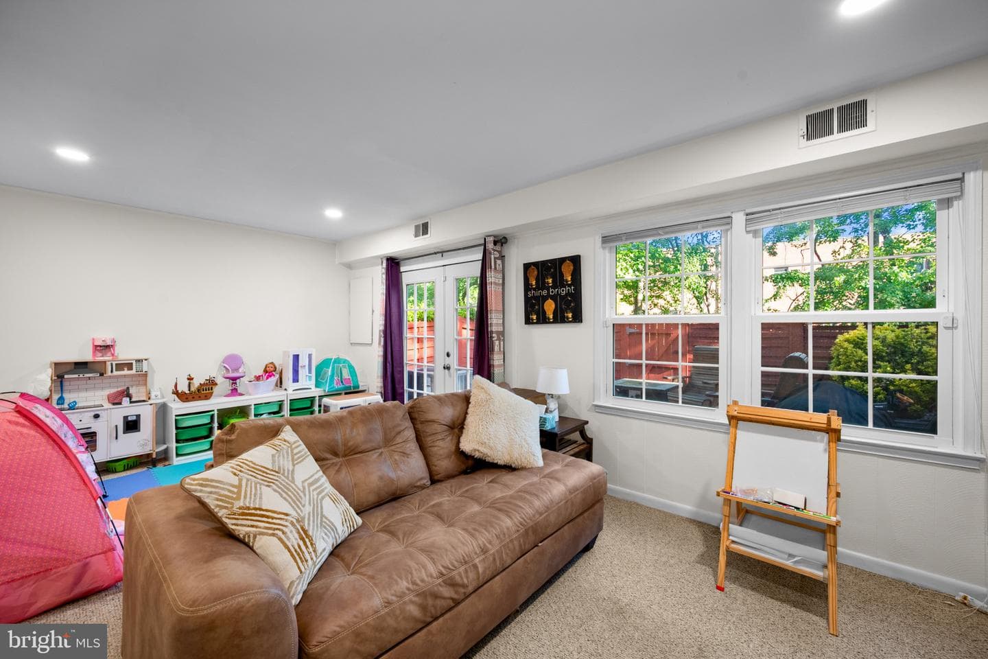 1430 Deerfield Lane photo 20