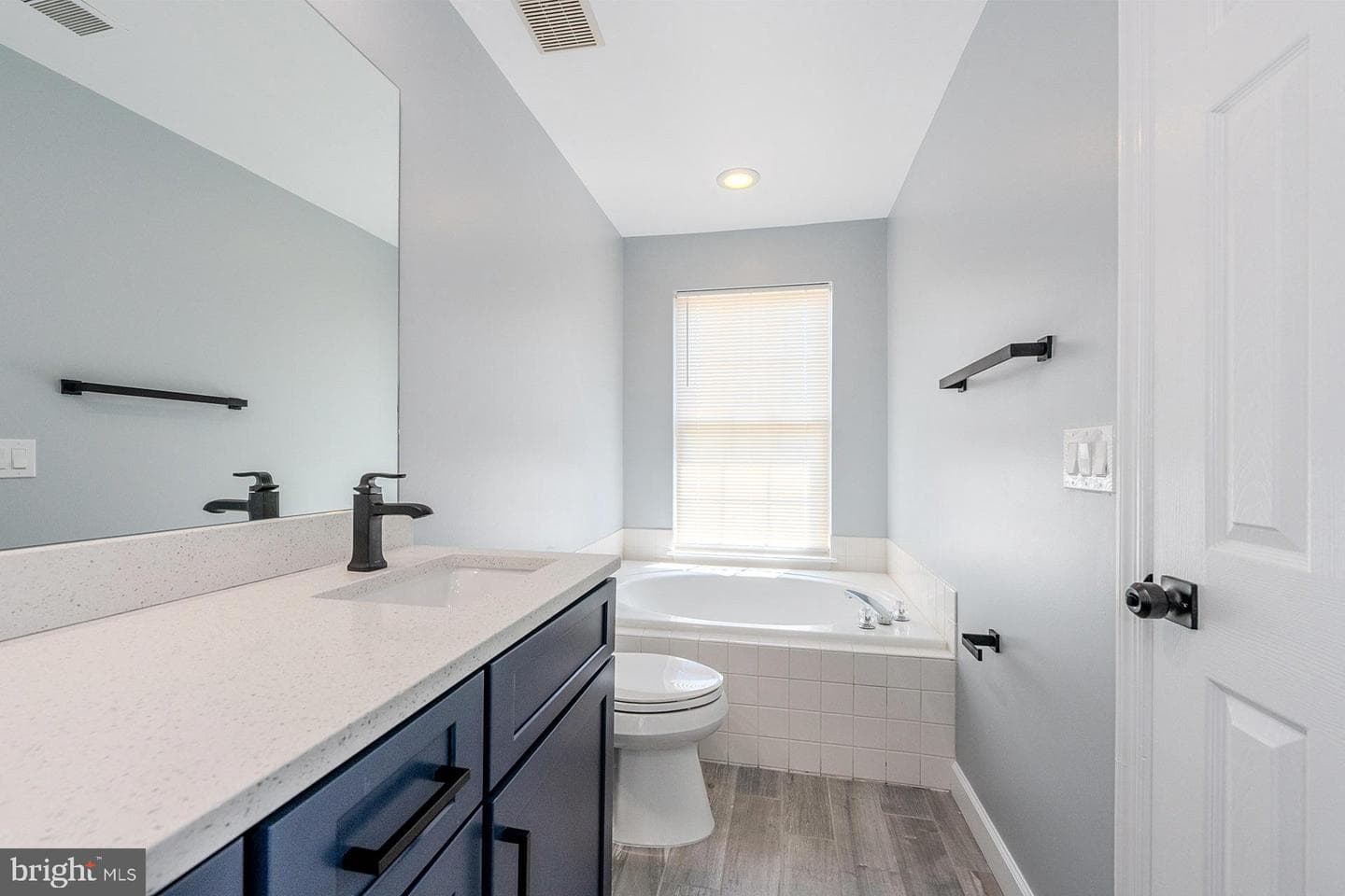 9051 Slate Stone Loop photo 19