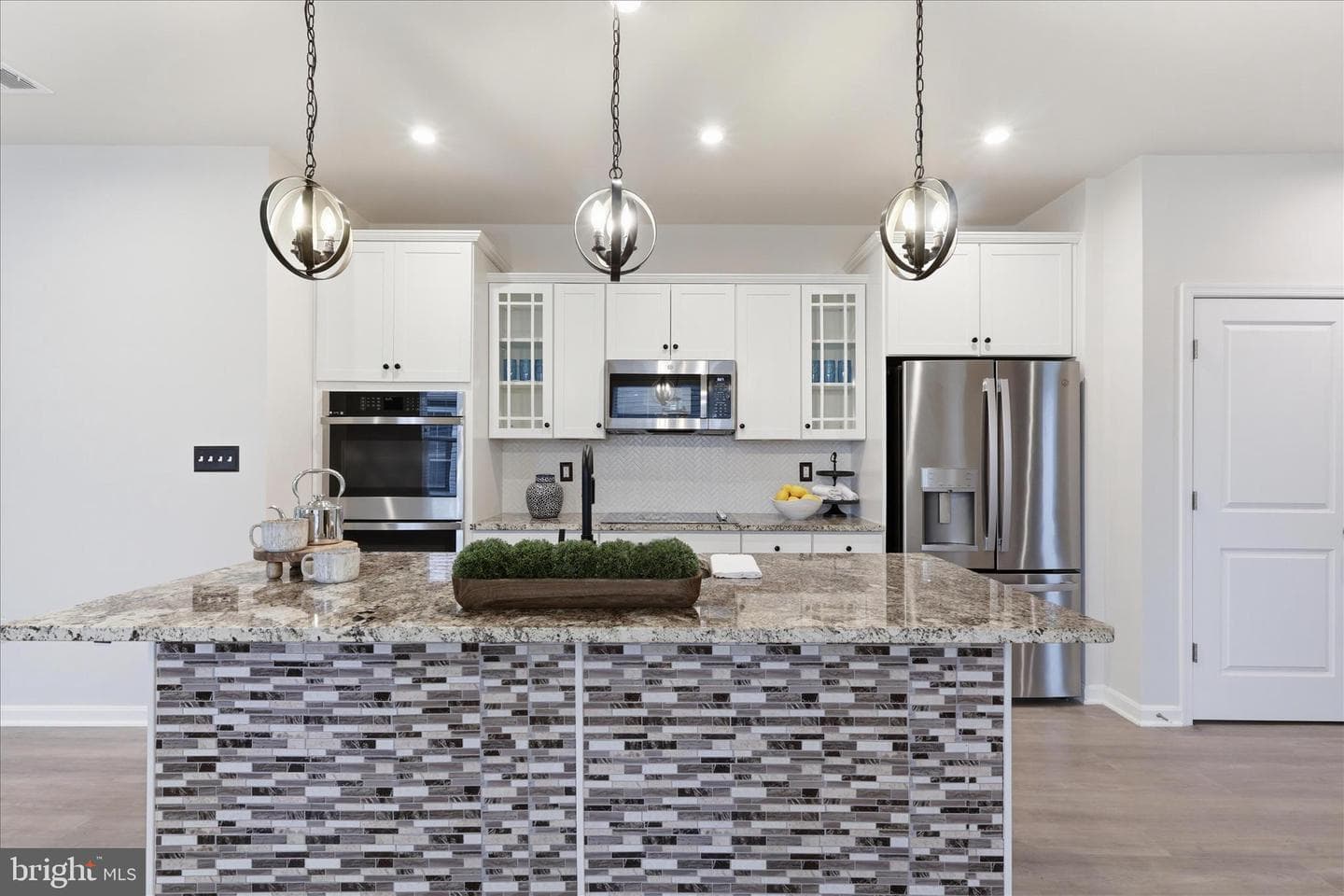 3664 Traford Lane photo 7