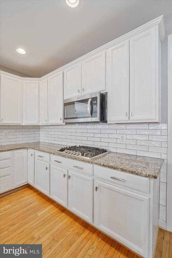 6519 Debhill Lane photo 22