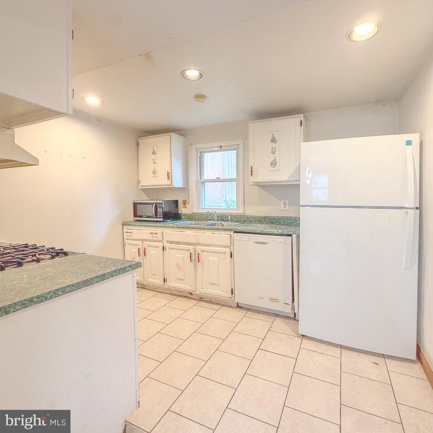 4413 Kenwood Drive photo 20
