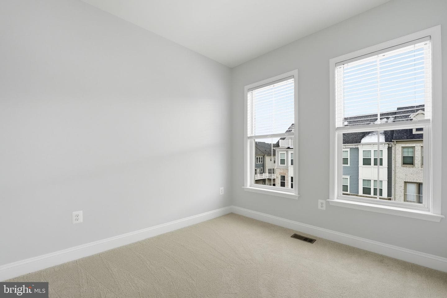 17354 Redshank Road photo 33