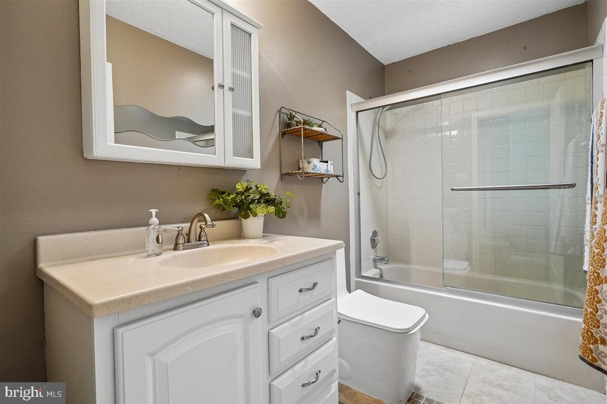 15792 Devonald Place photo 31