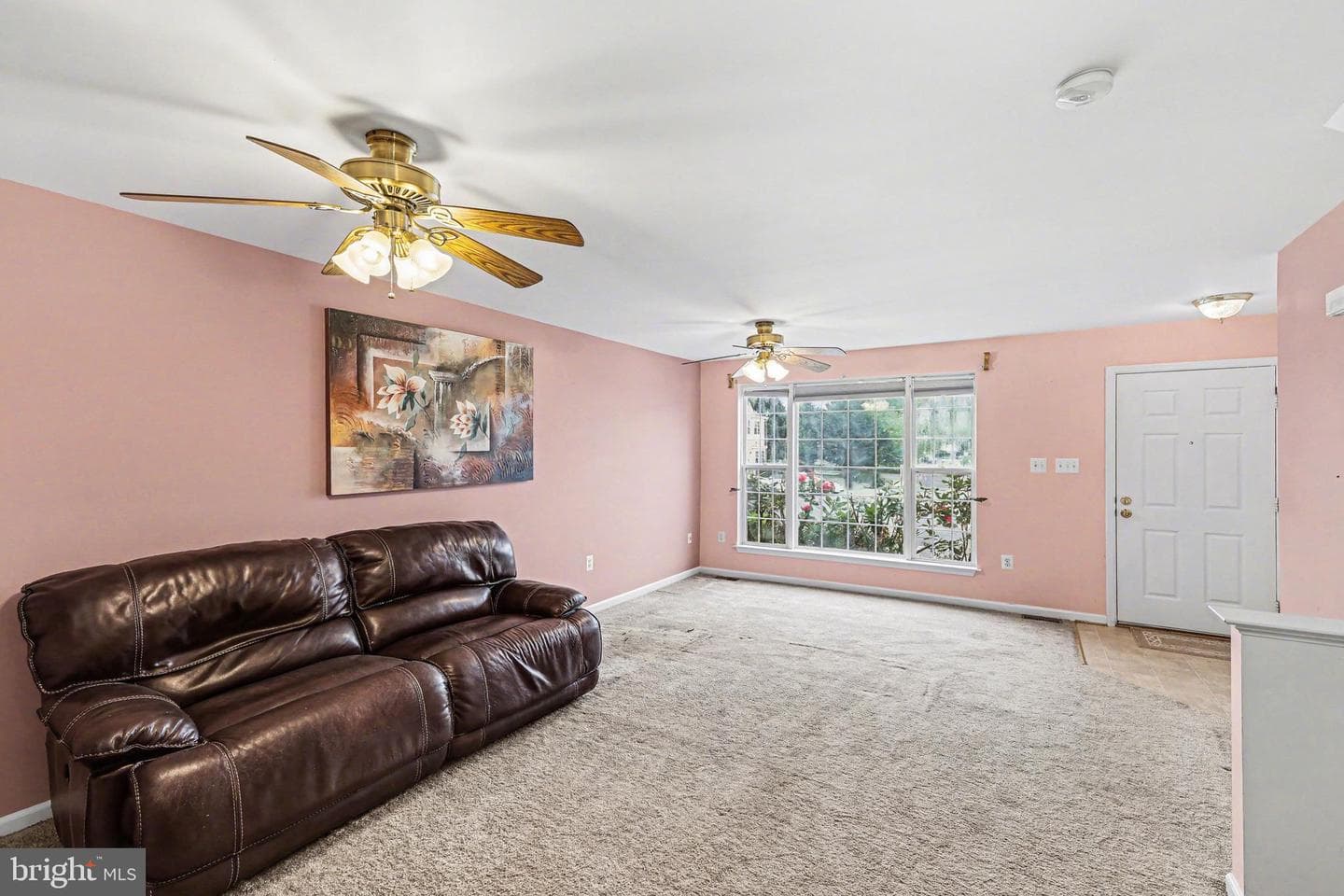 3362 Vineland Place photo 5