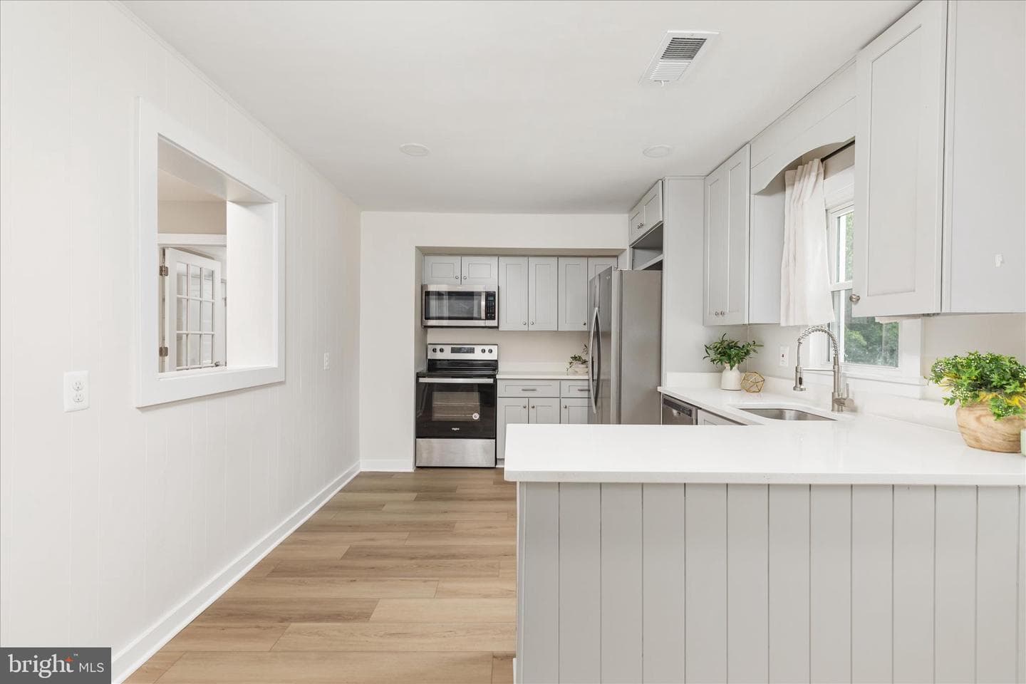 14013 Glenkirk Road photo 10