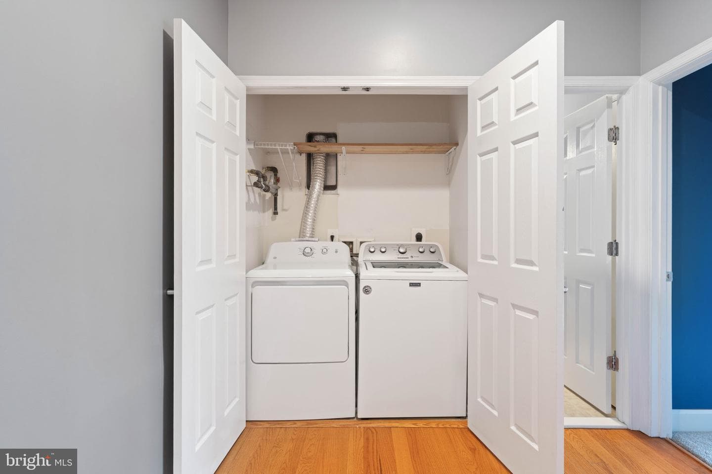 2392 Brookmoor Lane photo 12