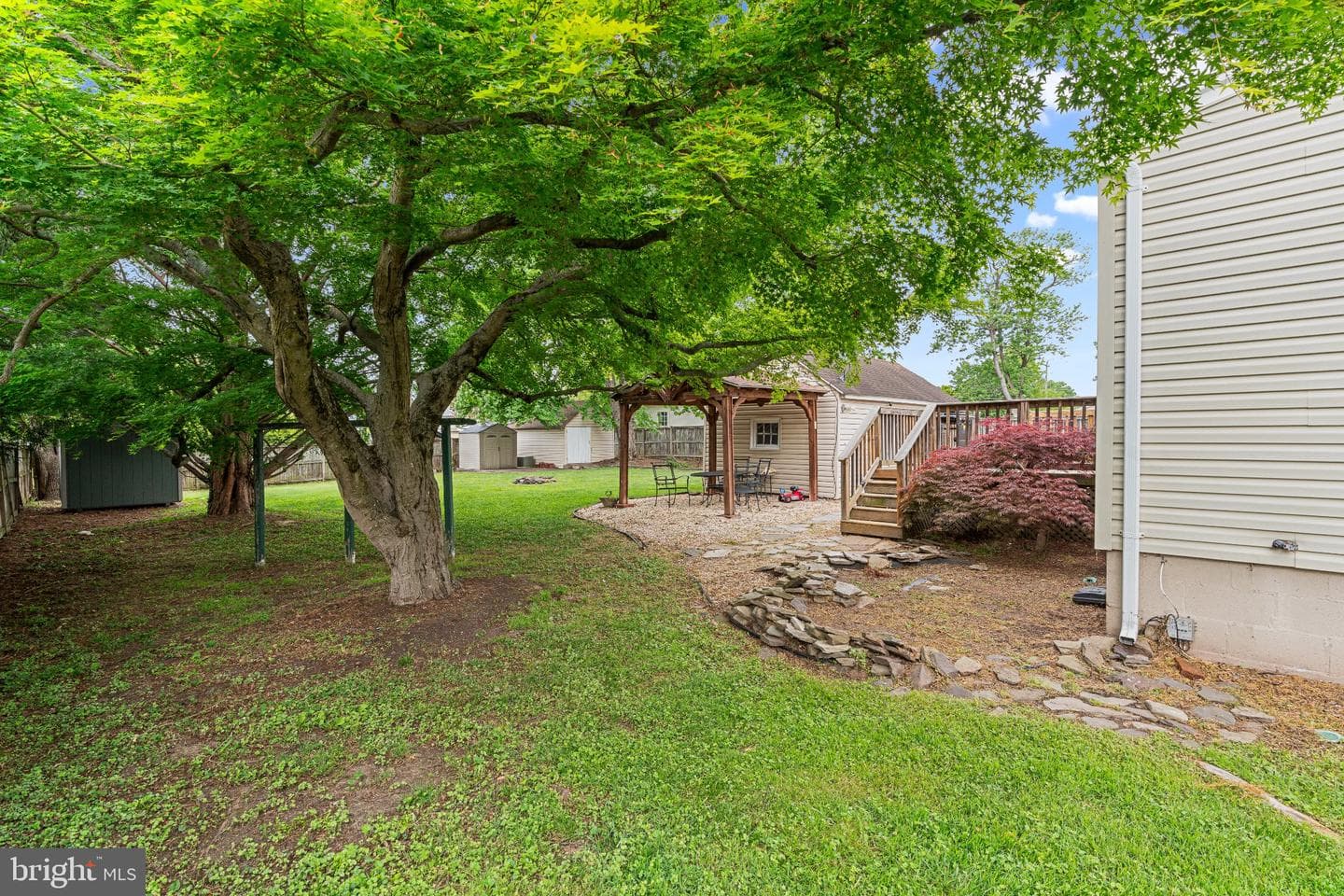 13406 Woodbridge Street photo 17