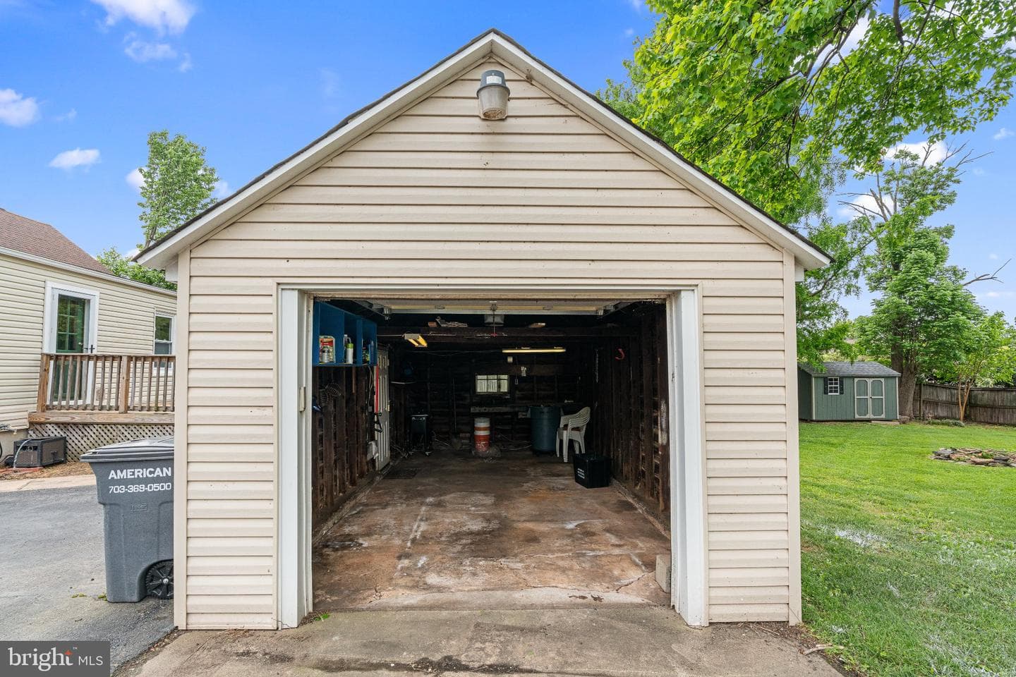13406 Woodbridge Street photo 9